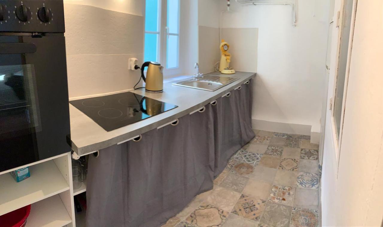 Studio Calendal Apartment Cassis Bagian luar foto